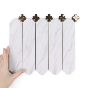 Țiglă Cecile Marble Mată Trifoi Vintage Gold