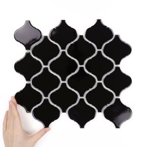 Țiglă Arabesque Mare Negru Lucioasă