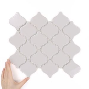 Țiglă Arabesque Mare Gri Deschis Lucioasă