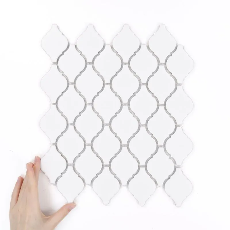 Țiglă Arabesque Mic Alb Mată