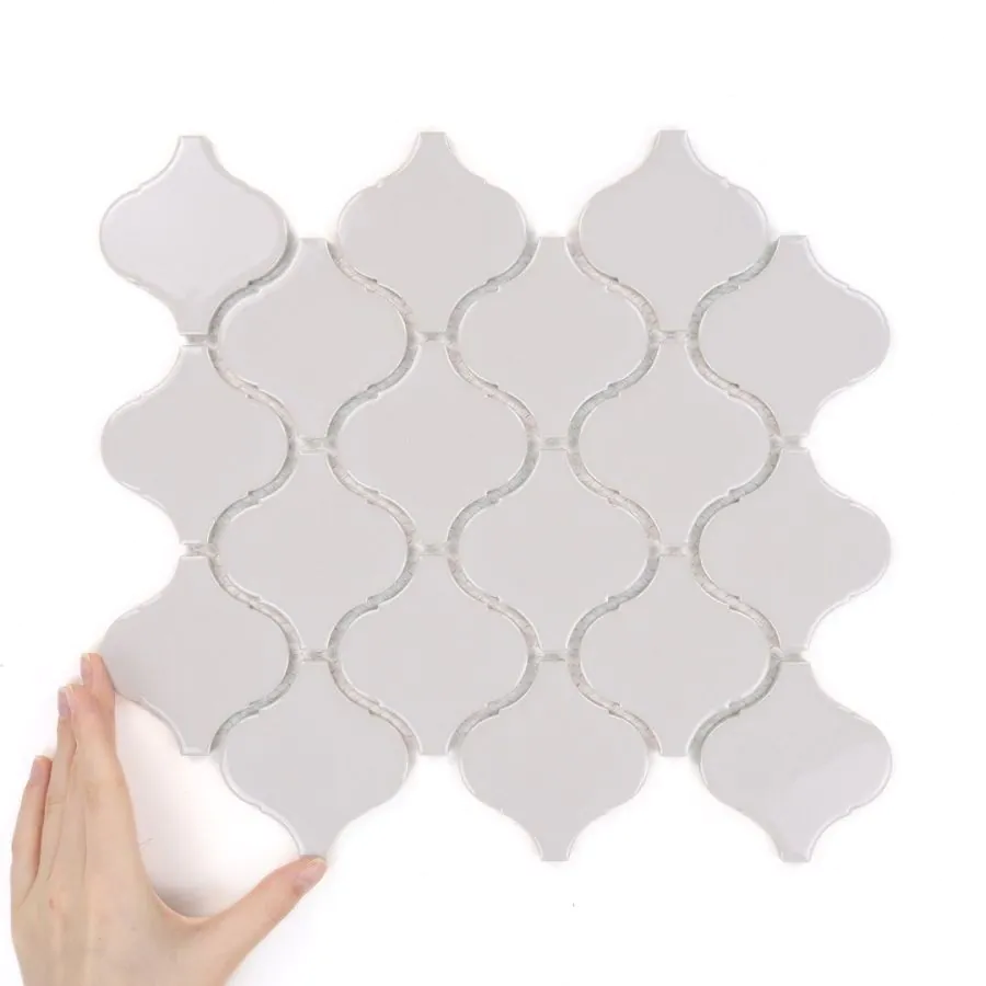 Țiglă Arabesque Mare Gri Deschis Lucioasă