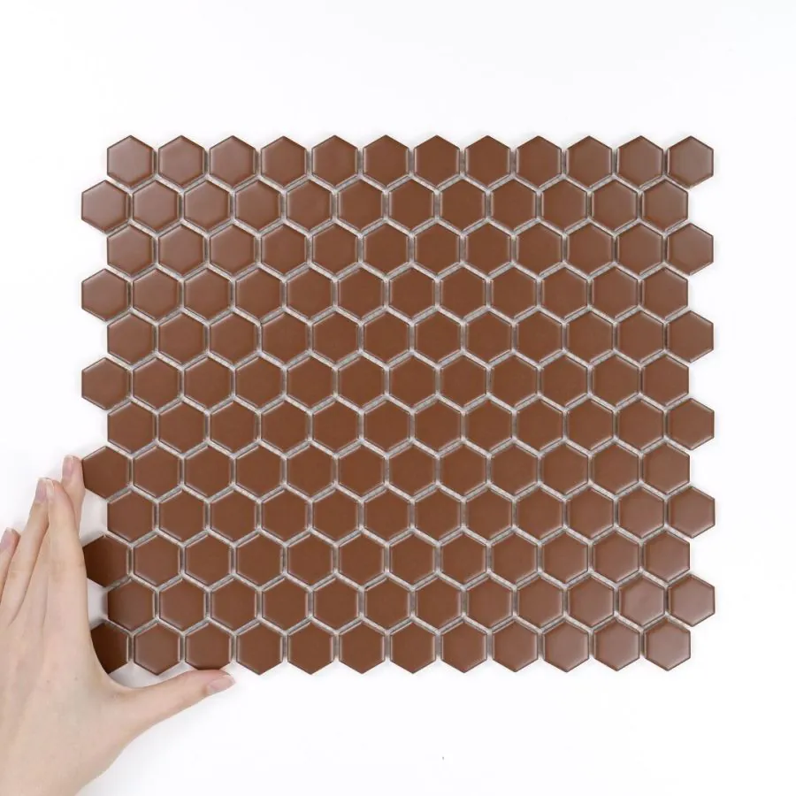 Țiglă Hexagon Mic Maro Mată