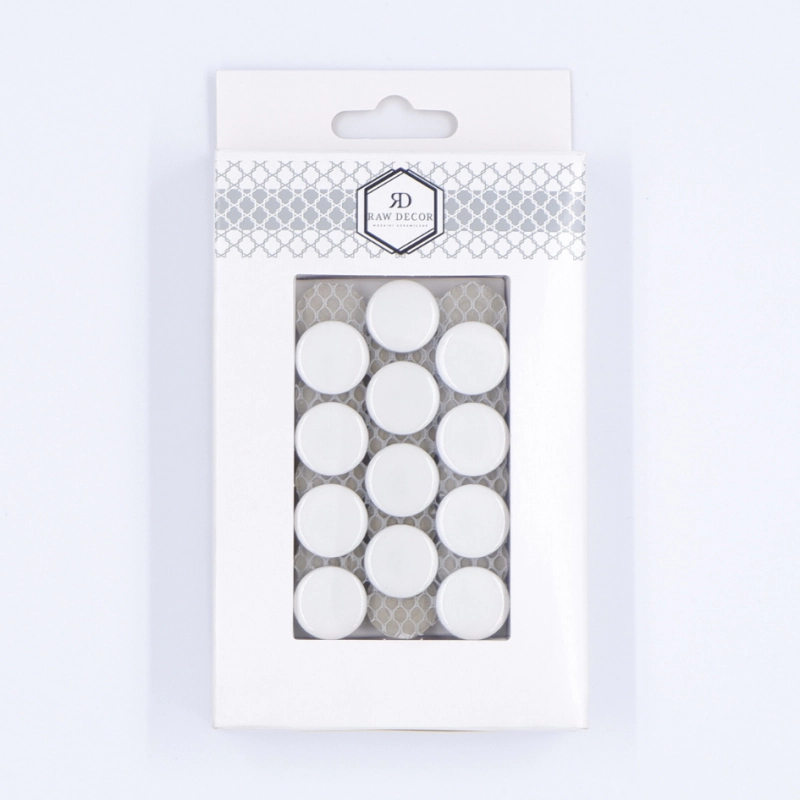 Probă: Candy Alb Lucioasă