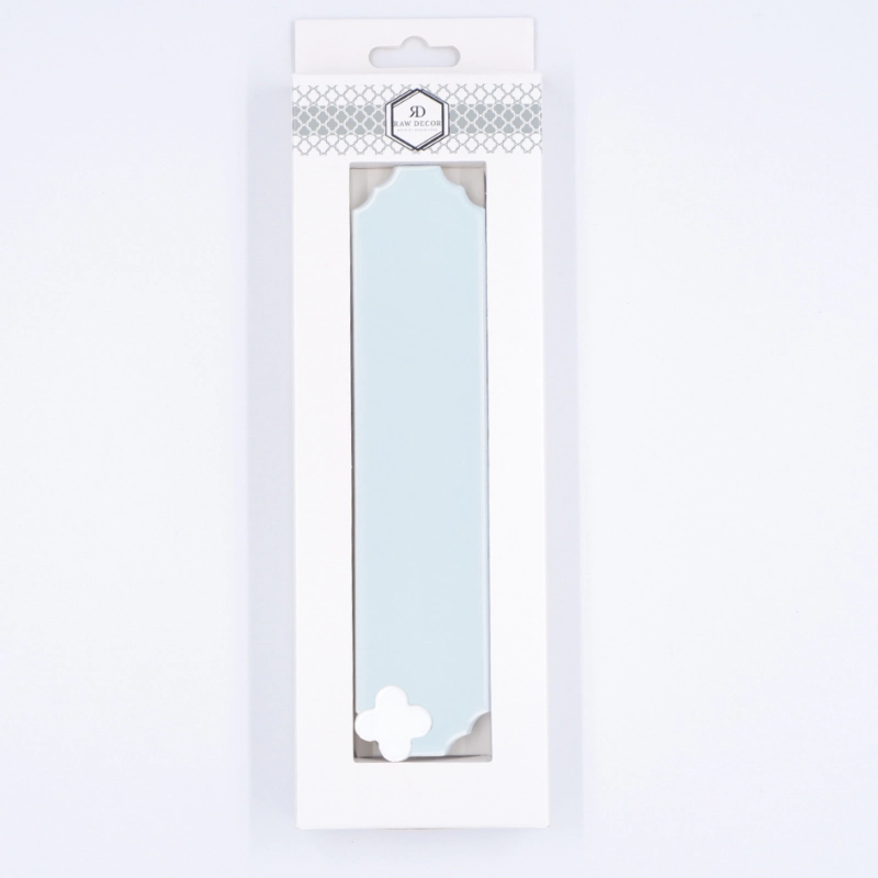 Probă: Cecile Baby Blue Lucioasă Trifoi White